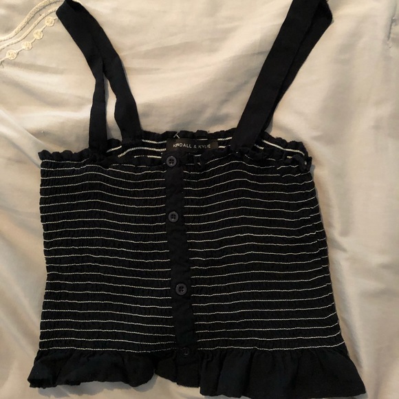Tops - Kendall & Kylie Crop top